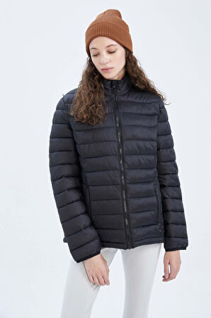 DeFacto Su İtici DeFactoFit Slim Fit Şişme Mont Z0802AZ23SPBK27